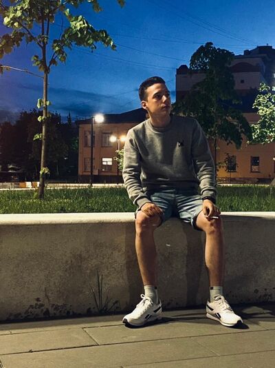  ,   Vladlen, 25 ,   ,   