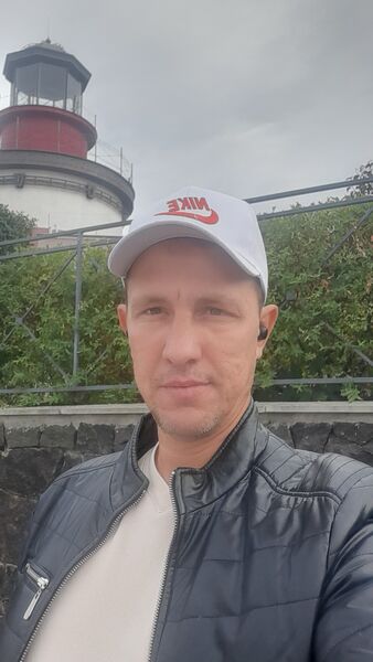  ,   Adam, 41 ,   ,   , 