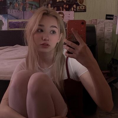  ,   Liza, 21 ,   ,   
