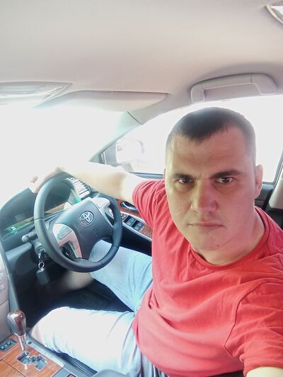  ,   Vladislav, 35 ,   ,   