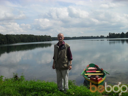  ,   Feliks, 58 ,  