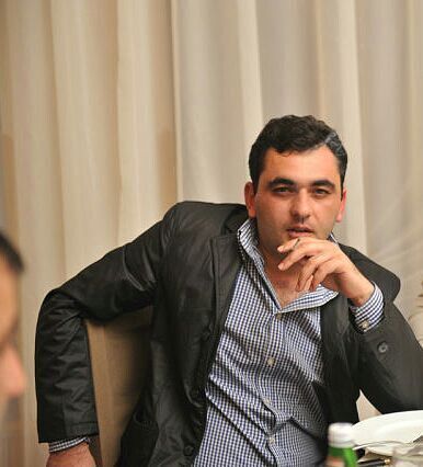  25951167  Giorgi, 42 ,    