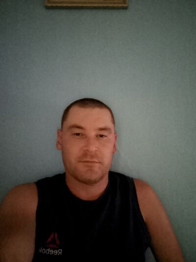  ,   Rustam, 33 ,   c 