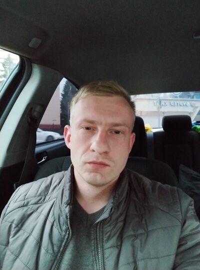  ,   White, 31 ,   ,   