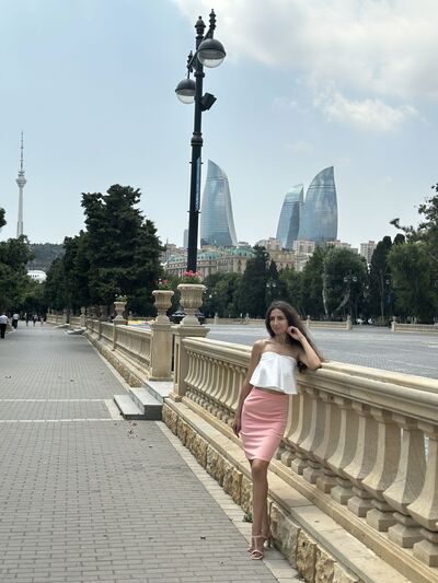  ,   Mira, 28 ,  