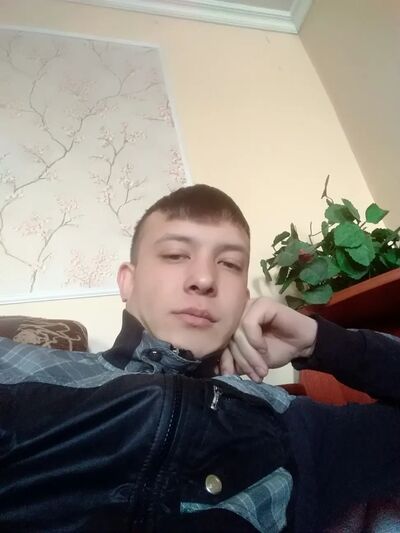  ,   Albert, 27 ,   ,   