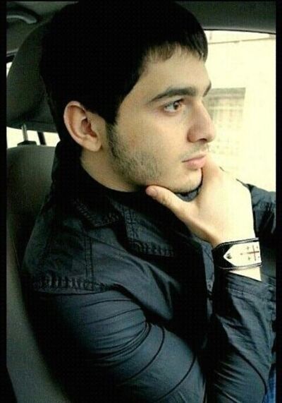  28412627  Arsen, 33 ,    