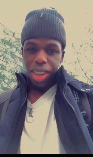  ,   Abdoulaye, 25 ,   ,   