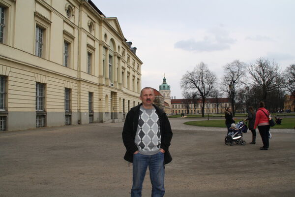  ,   Aleksandr, 63 ,   