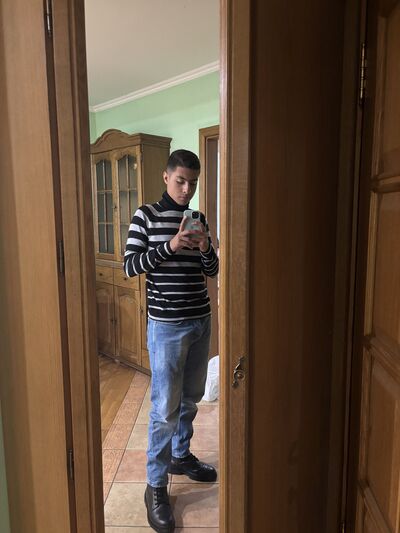  ,   Mohamad, 18 ,   ,   