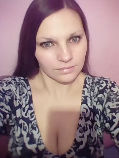  ,   Helen, 34 ,  