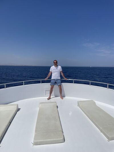  ,   Tigran, 38 ,   ,   