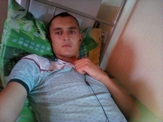  ,   Farrux, 37 ,   ,   , c 