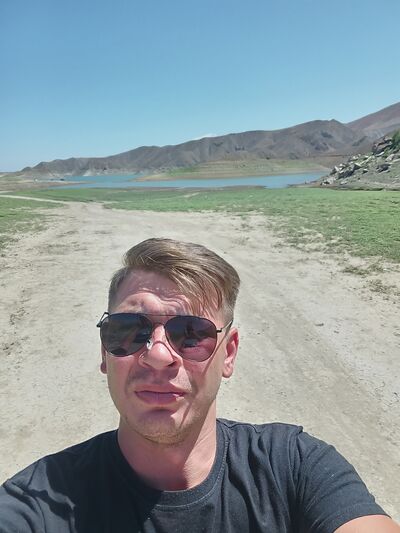  ,   Andrey, 37 ,     , c 