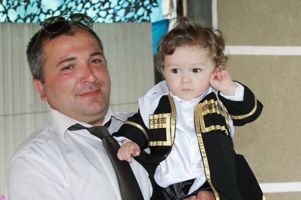  ,   Temo, 41 ,   
