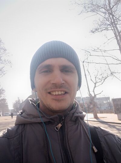  ,   Kotya, 40 ,   
