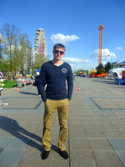  ,   Albert, 39 ,   