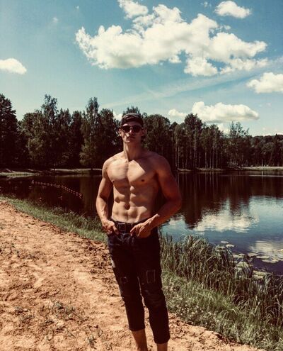  ,   Fred, 25 ,   ,   , c 