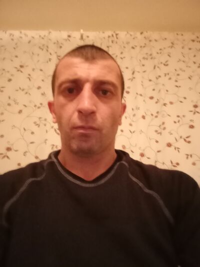  -,   Arman, 42 ,   ,   , c , 