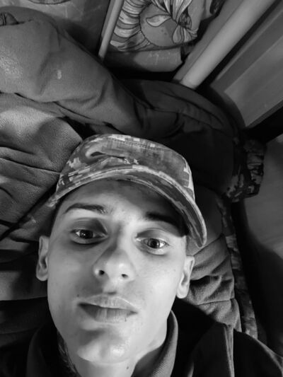  ,   Hennadii, 25 ,   ,   