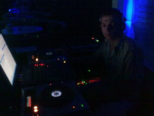  ,   Den, 36 ,     , c 