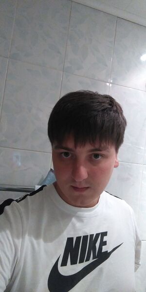  ,   Stanislav, 32 ,     