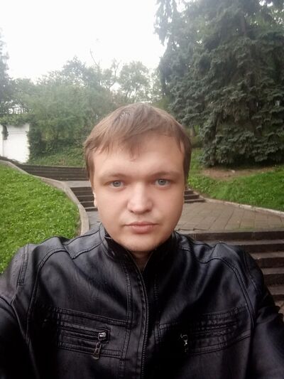  ,   Maxim, 35 ,   ,   