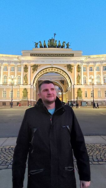  -,   Alexander, 42 ,   ,   , c 