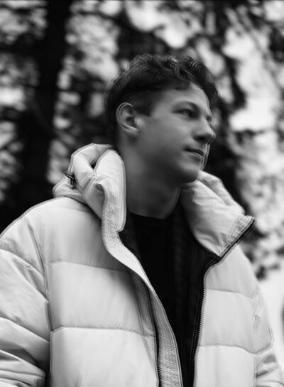  ,   Dan, 19 ,   ,   