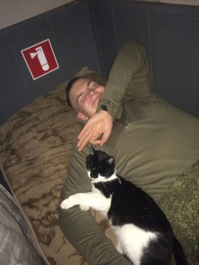  ,   Artem, 25 ,   ,   , c , 