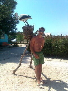  ,   Hysein, 47 ,   