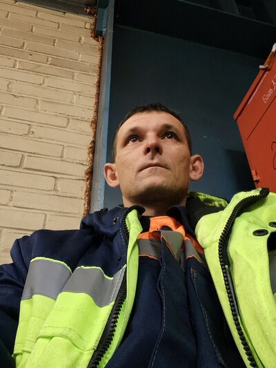  ,   Pavel, 40 ,     , c 