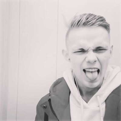  ,   Alexei, 25 ,   ,   