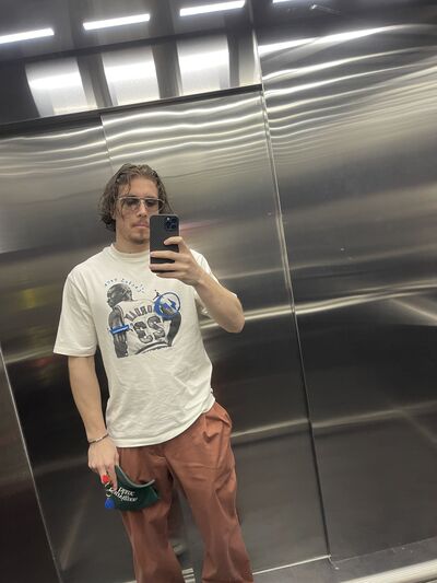  ,   Marat, 22 ,   ,   