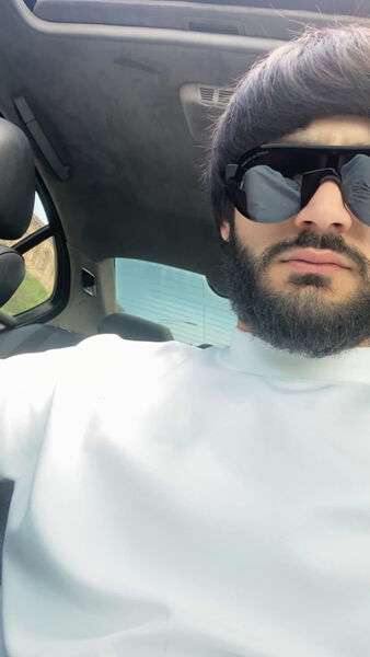  ,   Arman, 24 ,   ,   