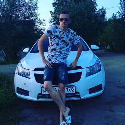  ,   Maxim, 25 ,   ,   