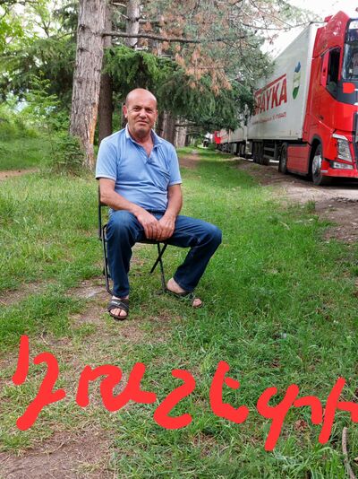  ,   Artur, 57 ,   ,   