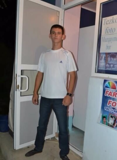  ,   Andrey, 31 ,   
