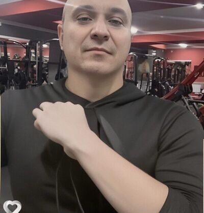 ,   Sam, 47 ,   ,   
