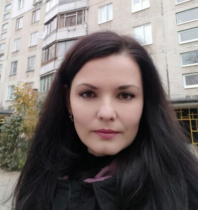  Charvatska Nova Ves,   Halyna, 39 ,     , c 
