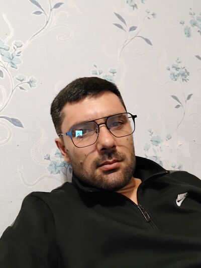  ,   ARTUR, 34 ,  