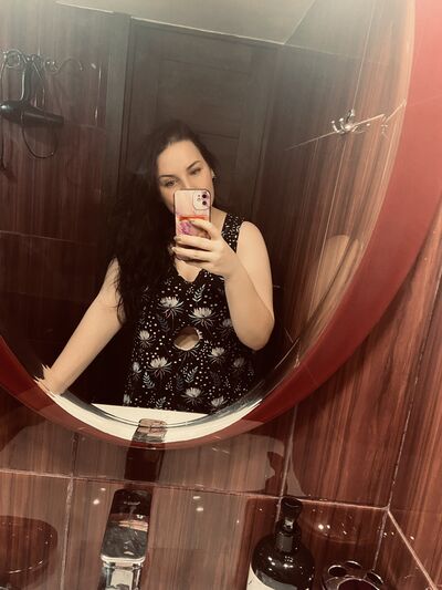  ,   Yuliami, 28 ,   ,   