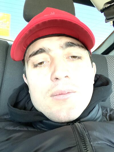  ,   Alan, 28 ,   ,   