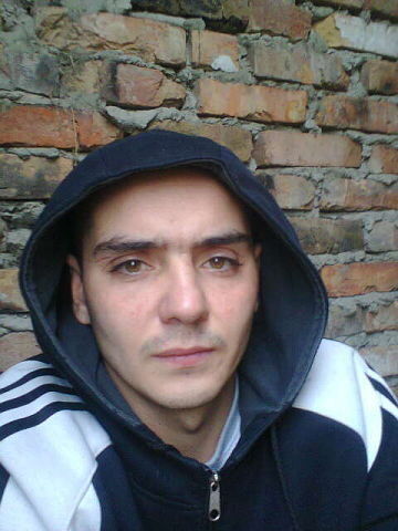  14587147  , 37 ,    