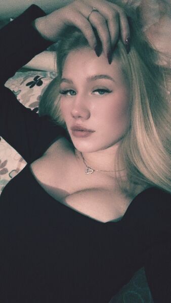  ,   Ksenia, 20 ,   c 