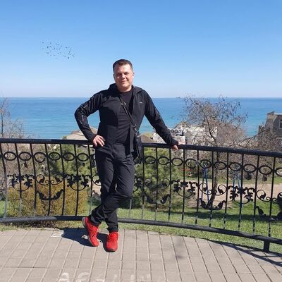  ,   Ruslan, 46 ,   ,   , c 