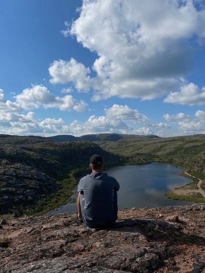  ,   Maxim, 26 ,   ,   , c 