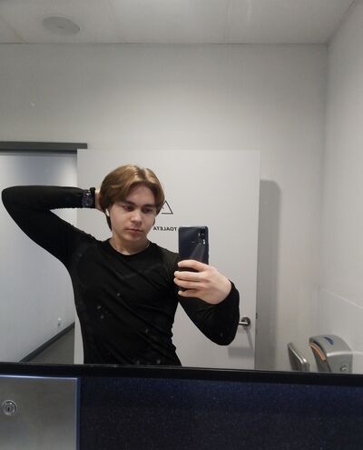  ,   Denys, 19 ,   ,   