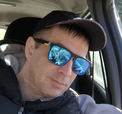  ,   PetR, 40 ,     , c 