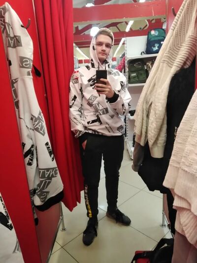  ,   Idza, 22 ,   ,   